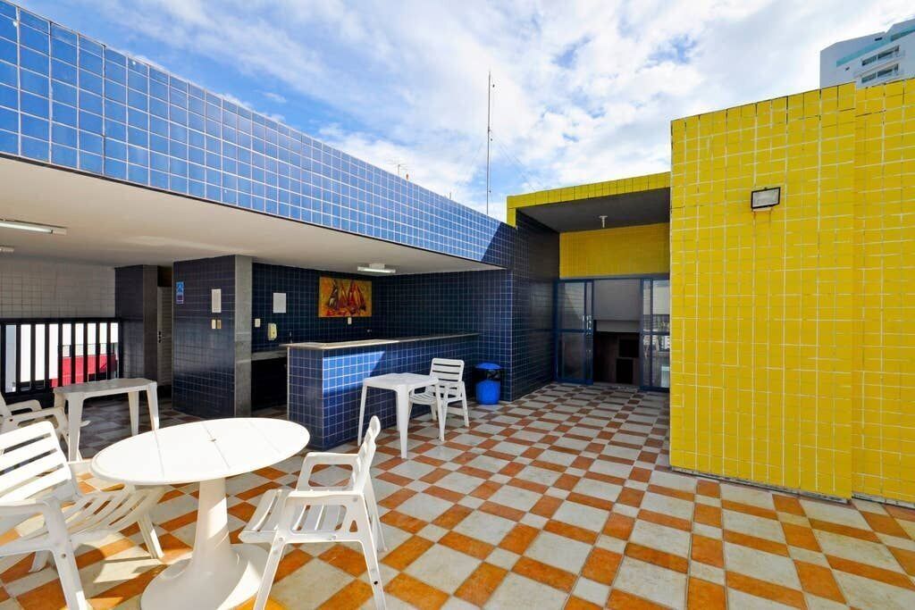 Apartment | Outdoor dining