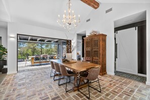 Dining - The House @ Crescent – Where Coastal Elegance Meets Mountain Serenity (Crescent Head)