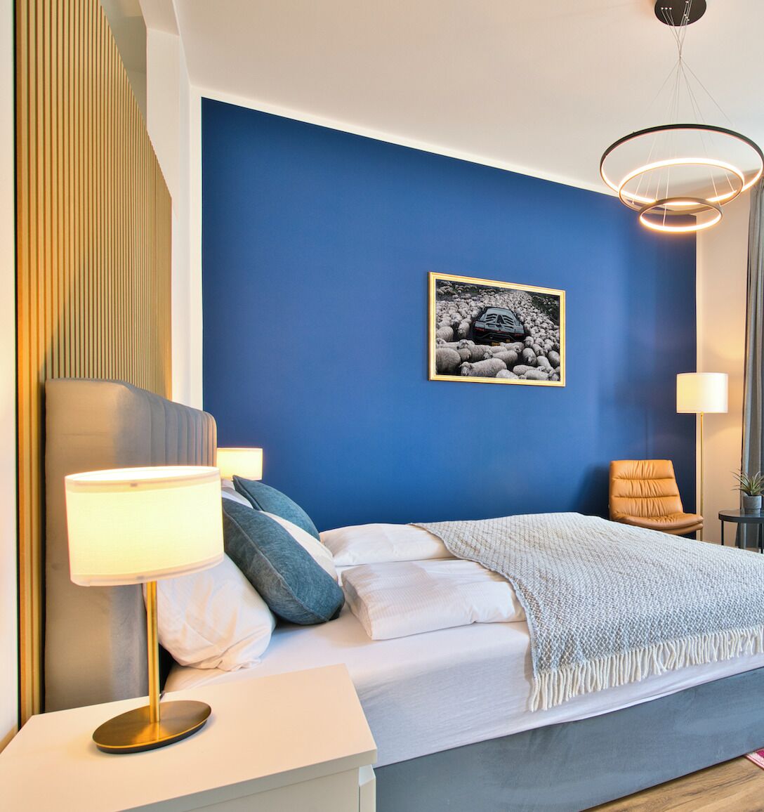 Deluxe Apartment, 1 King Bed, Kitchen, City View