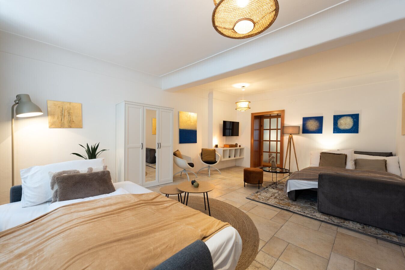 Schreibtisch, Bügeleisen/Bügelbrett, kostenloses WLAN, Bettwäsche