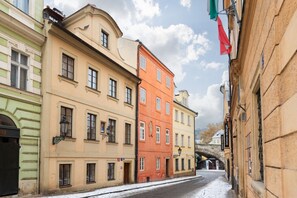 Exterior - Charming Riverside Apartment near Charles Bridge by EasyBNB Premium (Prague)