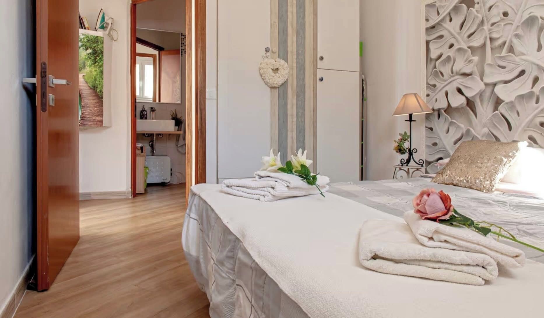 Accès Internet, draps fournis