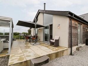 Outdoor dining - Cae Sam (Pentraeth)