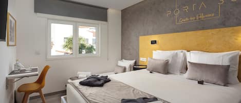 Deluxe Studio Suite, Pool View | Extra beds