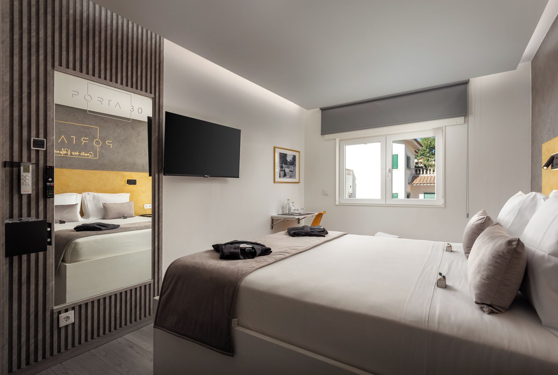 Deluxe Studio Suite, Pool View | In-room safe, desk, laptop workspace, blackout drapes