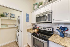 Fridge, microwave, oven, stovetop - Walk to Beach~Private Hot Tub~Pool~Dog Friendly (Corpus Christi)