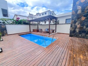 Outdoor pool - Private villa in pereybere 
4 bedroom and 4 bathroom with private pool (Grand Baie)
