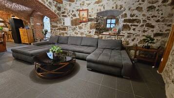 House (Five Bedroom Holiday Home with Privat) | Living room | 32-inch flat-screen TV with digital channels