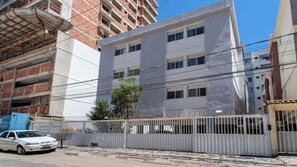 Apartment | 2 bedrooms - Apto Pet Friendly com Garagem na Praia do Morro (Guarapari)