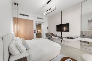 Free WiFi - Stylish Studio with Garden Views (Dubai)