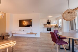 Fridge, oven, stovetop, dishwasher - House Uhlenhorst WE 2 - Your dog is welcome here - Uhlenhorst 2 - Ihr (Ranzow)