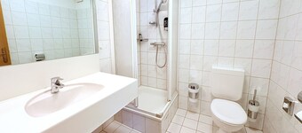 Apartment 2 in Haus Hühnergott - top location, with elevator - Apartment 2 Sellin -