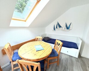 Dining - Apartment Milana - for two top, parking lot - Apartment Milana - Sonne, (Putbus)