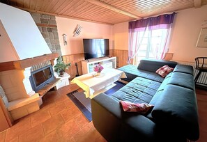 TV, stereo - Apartment Nele 1 - with terrace and water view - Apartment Nele 1 - for 4 (Wiek)