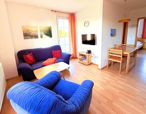 TV, stereo - Fewo Seelenfrieden 6 - top for 2 persons and dog - vacation apartment in Alt (Alt Reddevitz)
