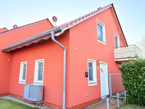 Exterior - Vacation home Carlo - renovated 2025, top location, for animal lovers - dog friendly (Glowe)