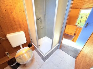 Luokittelematon kuva, 4 kautta 23, painike