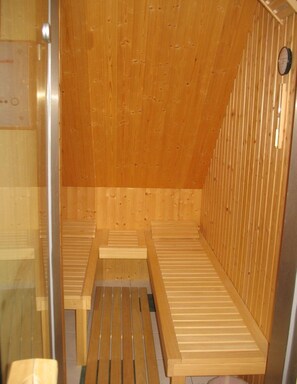 Sauna - Vacation home Windland - with garden, fireplace and sauna - Cozy vacation home (Dranske)