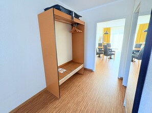 Interior - Boddenhof Apartment 46 - ground floor, pet-friendly - Holiday apartment 46 - Helles (Bergen)