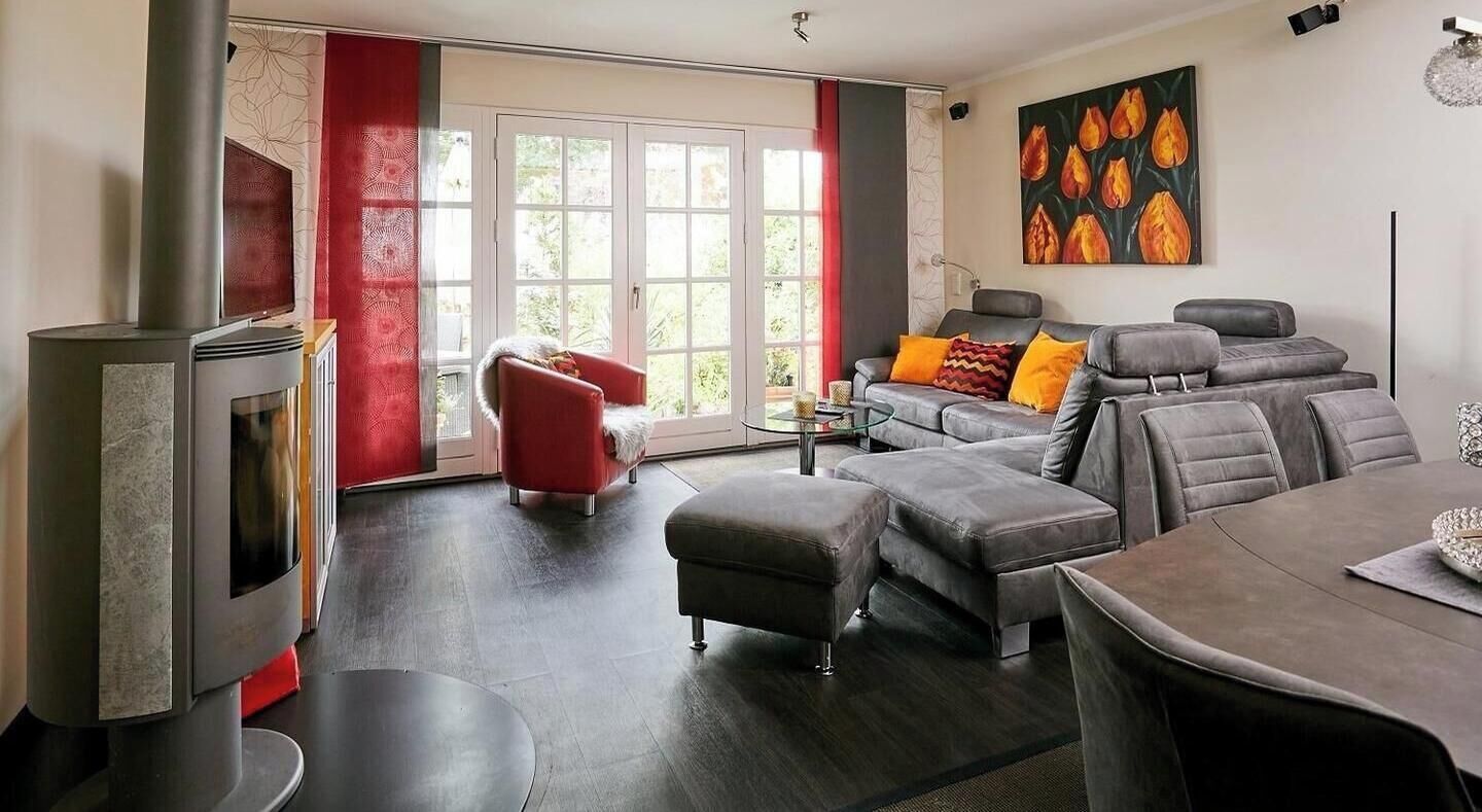 Fernseher, Stereoanlage