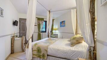 Fer et planche à repasser, Wi-Fi, draps fournis