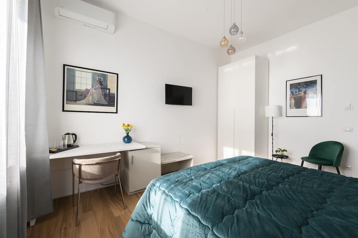 Classic Double Room, Sea View | In-room safe, blackout curtains, iron/ironing board