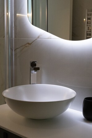 Doppia Classic, vista mare | Bagno