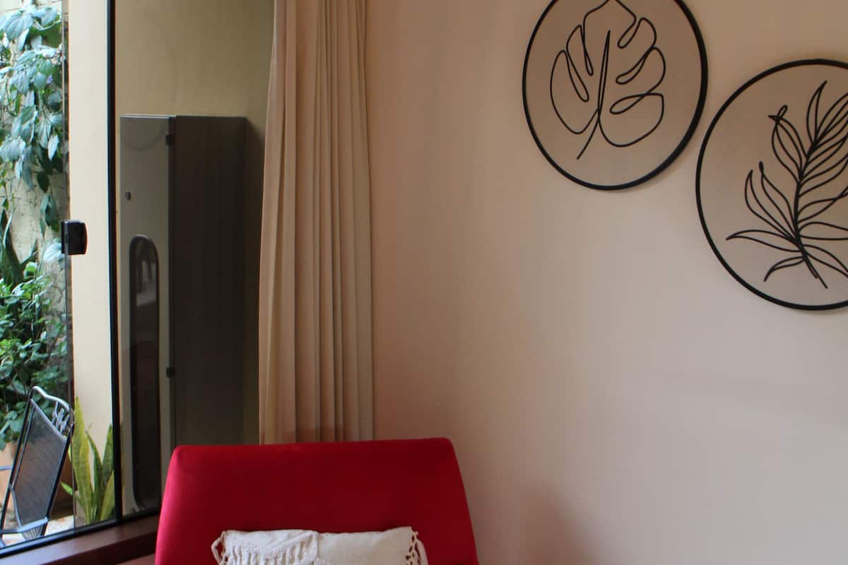 Iron/ironing board, free WiFi