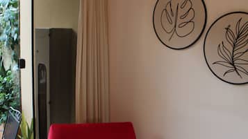 Iron/ironing board, free WiFi