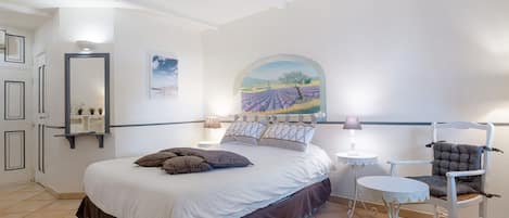 アイロン / アイロン台、WiFi、ベッドシーツ