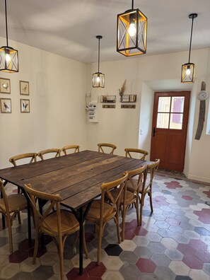 تناول الطعام