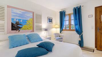 熨斗/熨衫板、Wi-Fi、床單