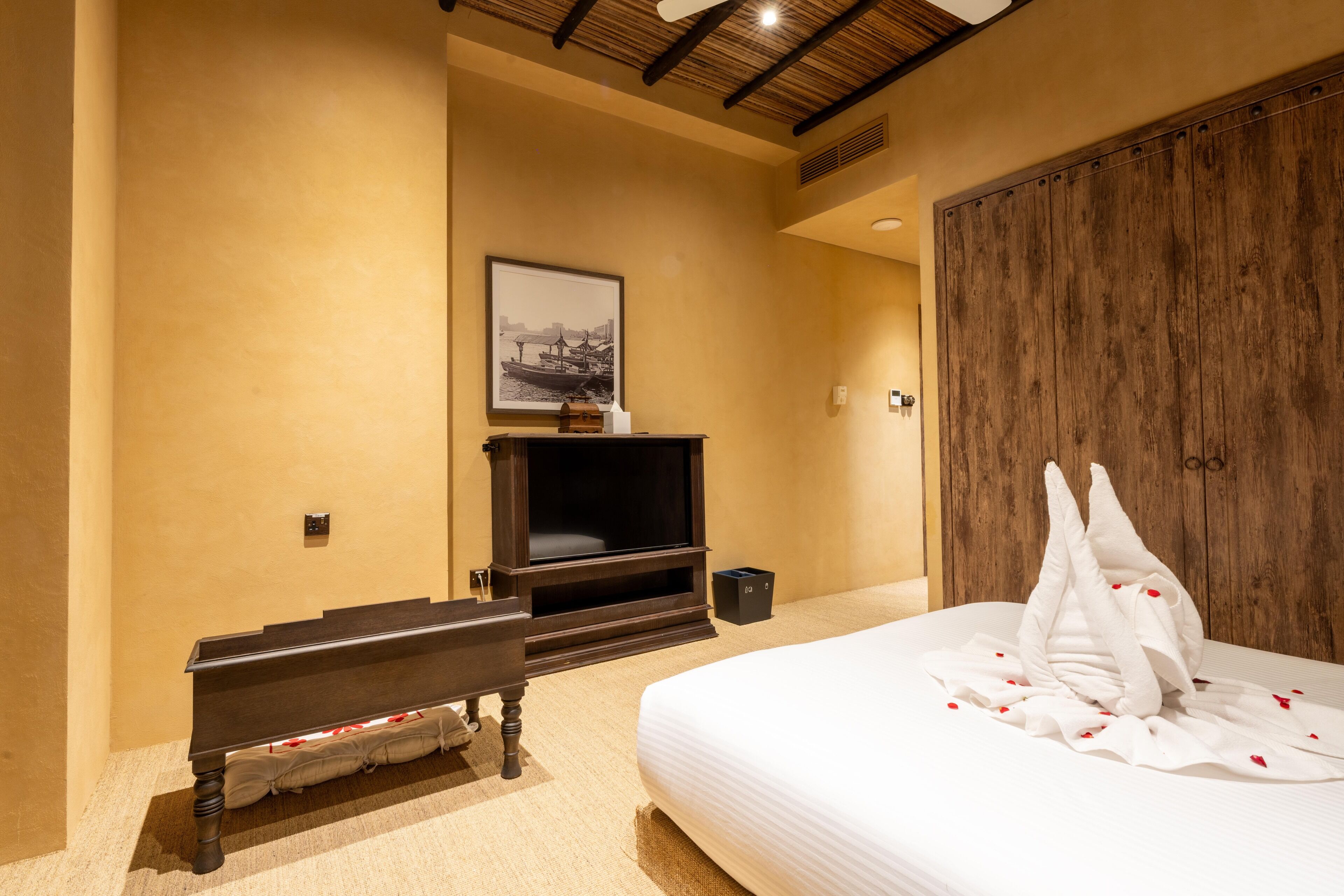 Apartamento premium | Cofres nos quartos, ferros/tábuas de passar roupa, Wi-Fi de cortesia