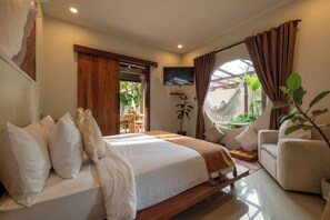 Free WiFi, bed sheets, wheelchair access - Cozy Villa Retreat • Garden Bliss & Gazebo Lounge (Bali)