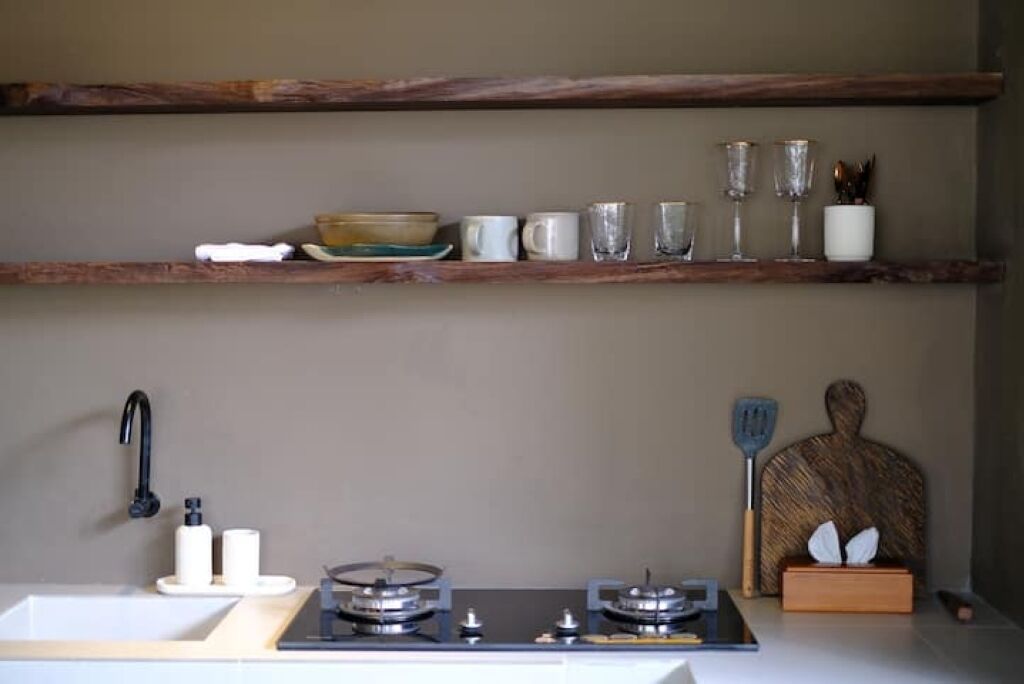 雪櫃、微波爐、焗爐、爐具