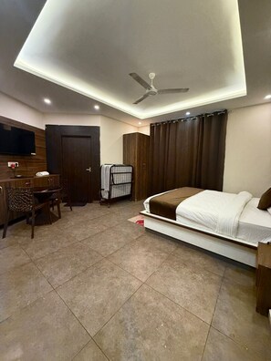 Tabla de planchar con plancha y wifi gratis 