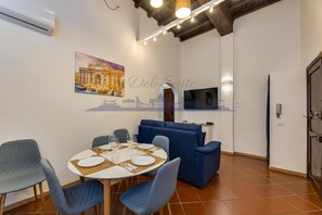 Dining - DEB Suite Campo dè Fiori in the heart of Rome (Roma)