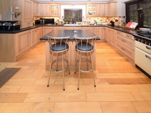 Lavavajillas y periquera