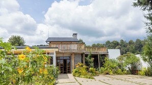 Fachada da propriedade