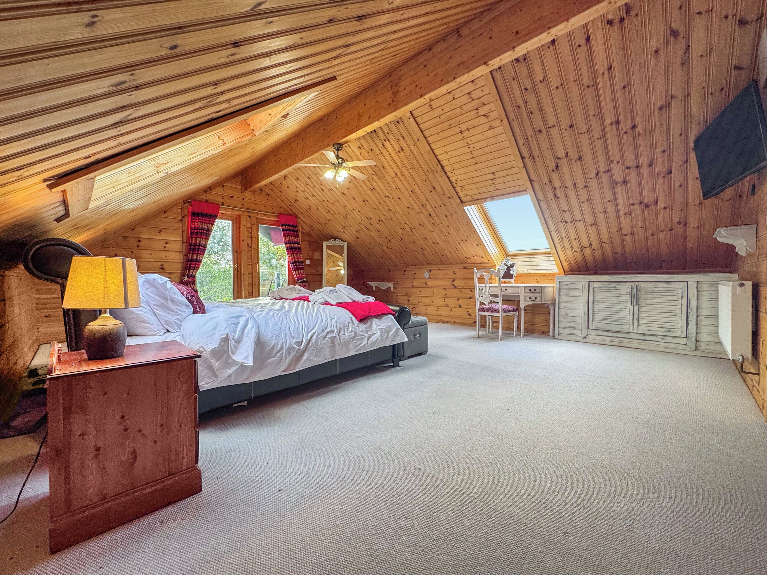 5 bedrooms, free WiFi