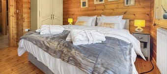 The Lakehouse - UK50894