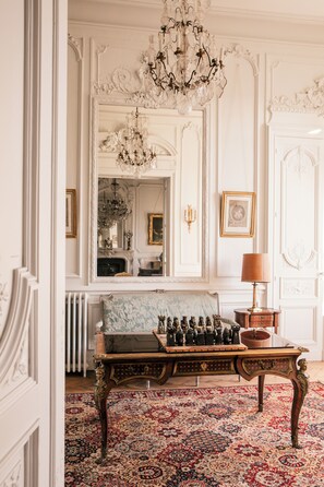 Interior - Chateau in the heart of the South West, ideal for families and friends, up to 25 pax (Sauveterre-Saint-Denis)