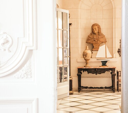 Chateau in the heart of the South West, ideal for families and friends, up to 25 pax