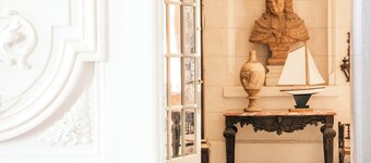 Chateau in the heart of the South West, ideal for families and friends, up to 25 pax