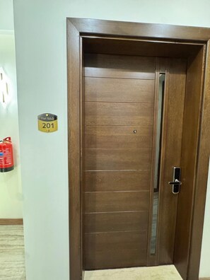 เตารีด/โต๊ะรีดผ้า, Wi-Fi ฟรี