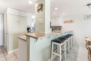 Fridge, microwave, oven, stovetop - Beachfront Comfort | 3BR/3BA | 4th Floor | Quiet East End **BEACH CHAIRS (Panama City Beach)