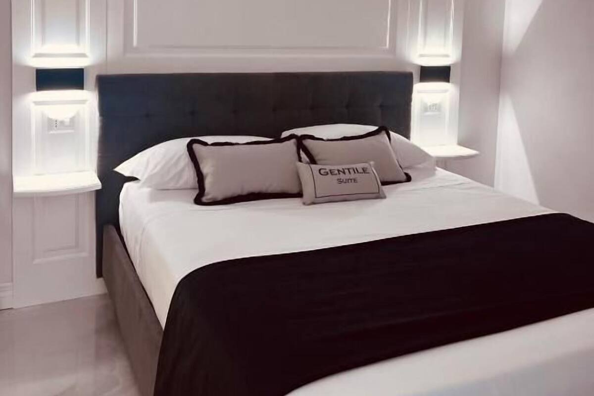 In-room safe, soundproofing, free WiFi