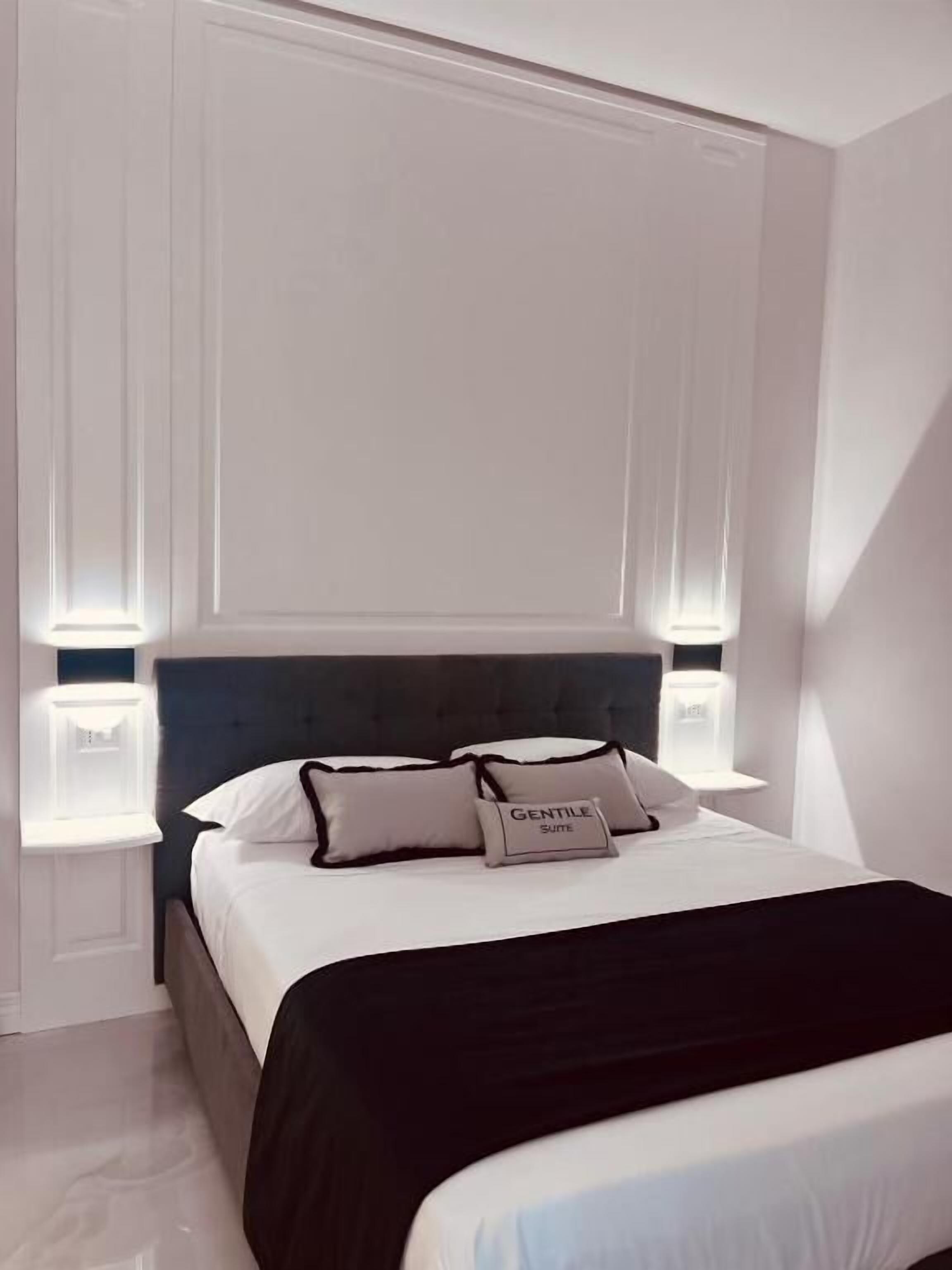 In-room safe, soundproofing, free WiFi