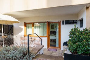 تفاصيل الفندق من الخارج