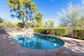 Pool - Spacious Well-Appointed Townhome 3 Bed/3 Bath (Fountain Hills)